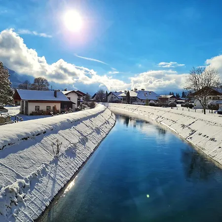 Parkhotel 4 Sterne Superior Alpenjuwel Mit Genuss, Golf & Wellness In Der Karwendel-region Tradition Trifft Eleganz Im Stilvollen Rueckzugsort