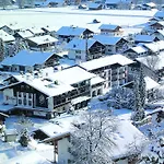 Alpenjuwel Parkhotel 4 Sterne Superior Genusshotel Mit Feinster Kulinarik & Golf Ihr Rueckzugsort Inmitten Der Alpen Mit Tradition Und Eleganz
