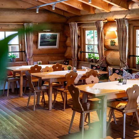 Ξενοδοχείο Alpenjuwel Parkhotel 4 Sterne Superior Genusshotel Mit Feinster Kulinarik & Golf Ihr Rueckzugsort Inmitten Der Alpen Mit Tradition Und Eleganz 4*