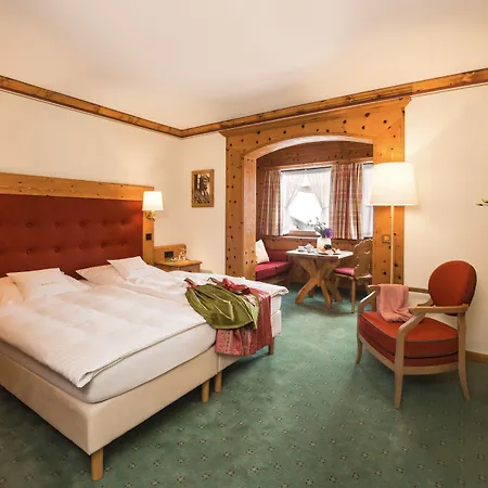 Ξενοδοχείο Alpenjuwel Parkhotel 4 Sterne Superior Genusshotel Mit Feinster Kulinarik & Golf Ihr Rueckzugsort Inmitten Der Alpen Mit Tradition Und Eleganz 4*