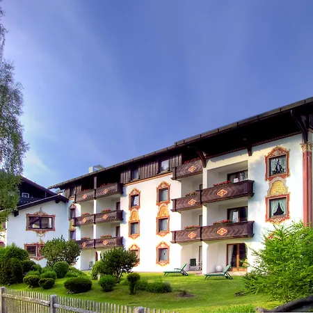 Ξενοδοχείο Alpenjuwel Parkhotel 4 Sterne Superior Genusshotel Mit Feinster Kulinarik & Golf Ihr Rueckzugsort Inmitten Der Alpen Mit Tradition Und Eleganz 4*